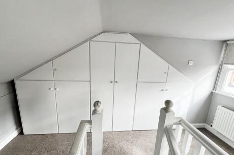 Bedroom Two (2)