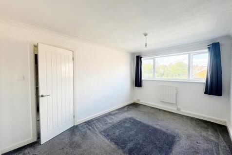 Bedroom (2)