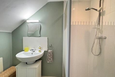 En-Suite Shower
