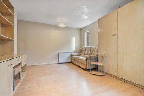Lounge/Bedroom