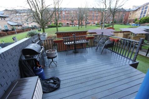 Rear Grden/Decing...