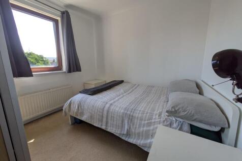Bedroom 2a
