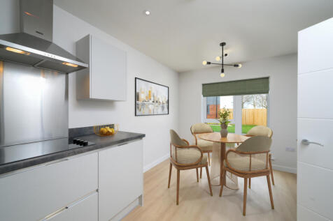 Kitchen/Dining