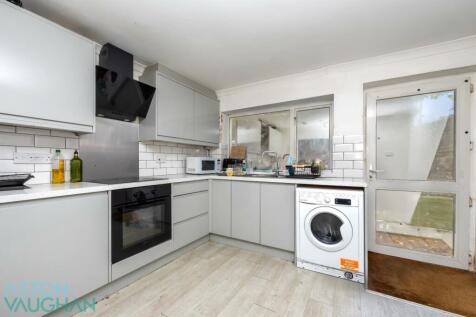 Inverness Road, -008.jpg