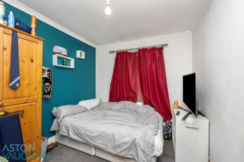 Inverness Road, -004.jpg