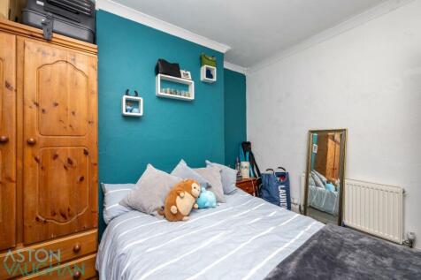 Inverness Road, -005.jpg