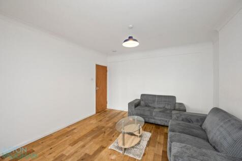 Arundel Street 33-016.jpg