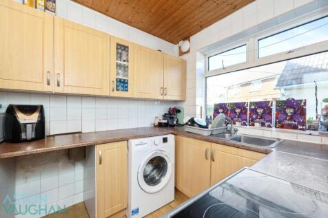 Lower Bevendean Avenue, -004.JPG