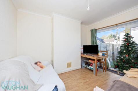 Lower Bevendean Avenue, -002.JPG