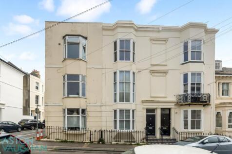 College Road -017.jpg
