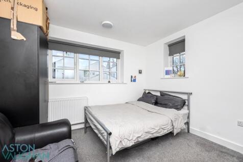 Melville Road, -001.jpg