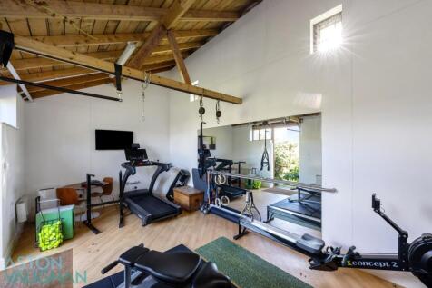 Property Image 32