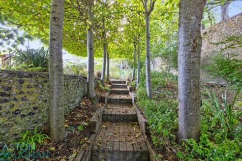 Property Image 39
