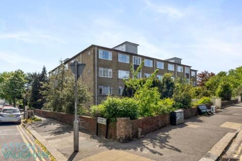 The Drive, Devonshire Court -012.JPG