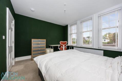 GD bed 2.jpg
