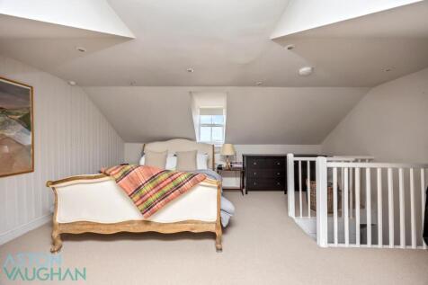 Sudeley Terrace__Upper Maisonette-001.jpg