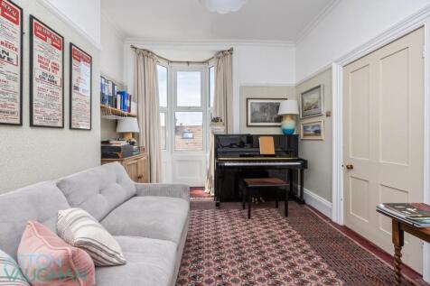Sudeley Terrace__Upper Maisonette-005.jpg
