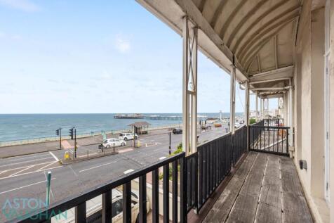 Marine Parade-015.jpg