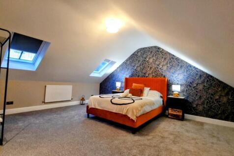 Master Bedroom.jpg