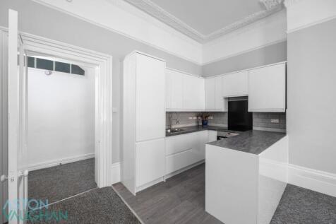 St Aubyns , Flat 1-010.JPG