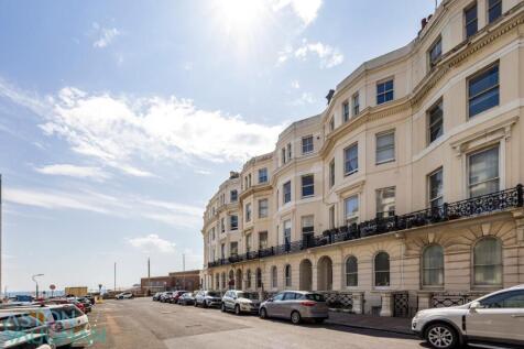 St Aubyns , Flat 1-021-1.JPG