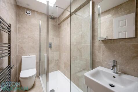 Top Floor Flat, Vernon Terrace -003.JPG