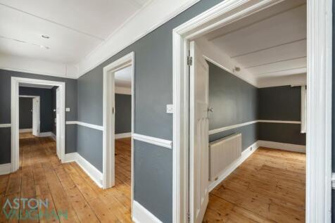 Gloucester Place , Flat 2-013.JPG