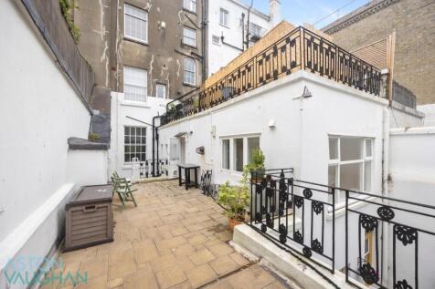 Sussex Square 18 Flat 3-004.JPG