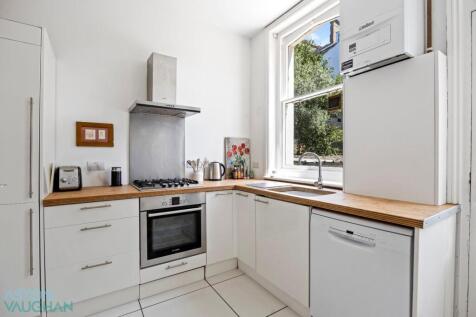 Second Avenue, , Flat 2-004.JPG