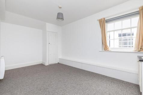 Flat 18-6.jpg