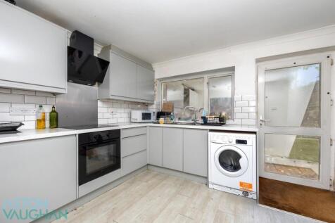 Inverness Road, -008.jpg