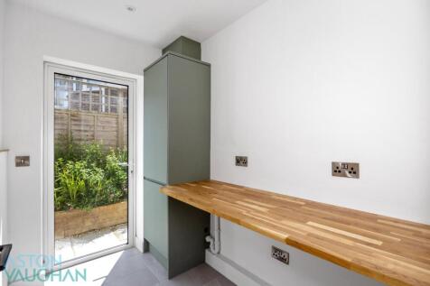 Ridgeside Ave -007.jpg