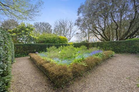 Sussex Square Garden - 021.jpg