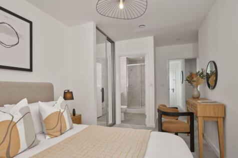 371 2 bed