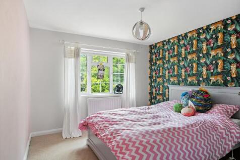 House Bed 2
