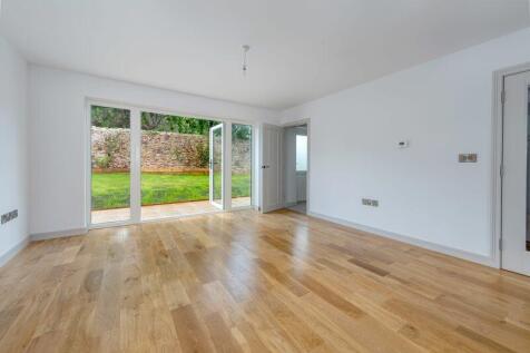 Kitchen/family room (7a)