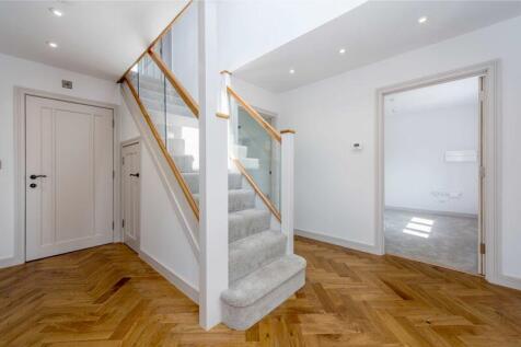 Entrance hall (7a)
