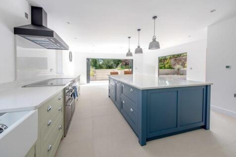 Kitchen/family room