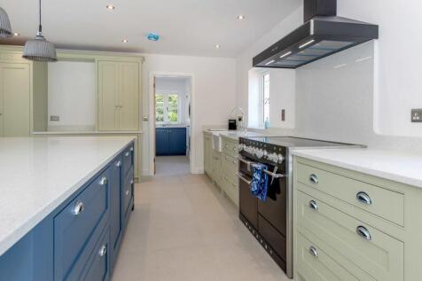 Kitchen/family room