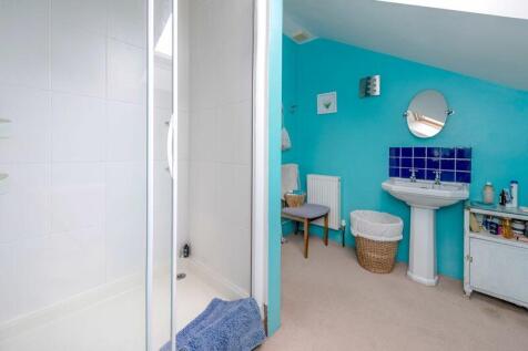 Second floor shower room