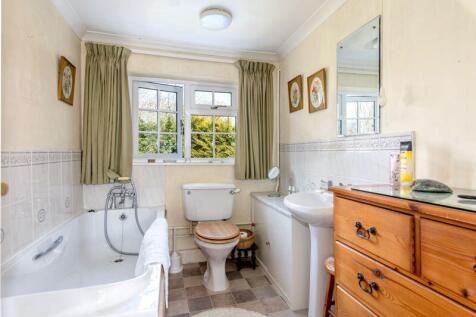 En suite bathroom