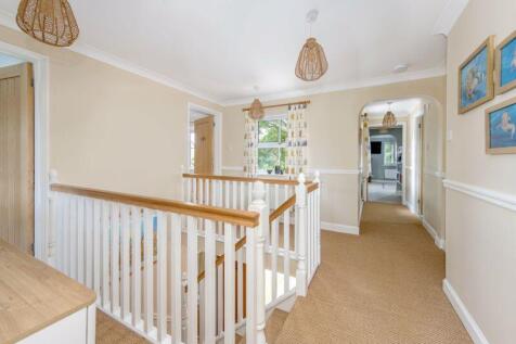 Galleried landing