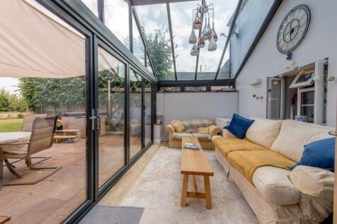 Garden room
