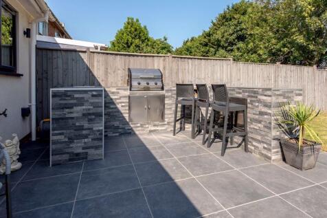Terrace and outdoor kitchen