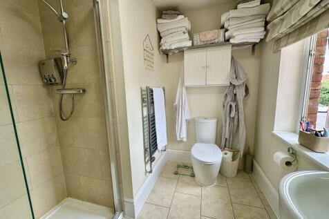 En suite shower room