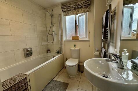 Family bath/shower room