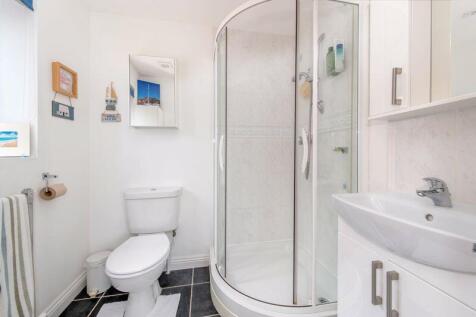 En suite shower room