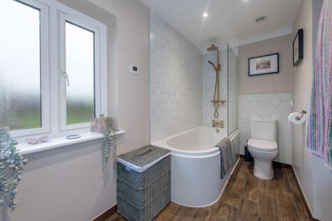 Family bath/shower room