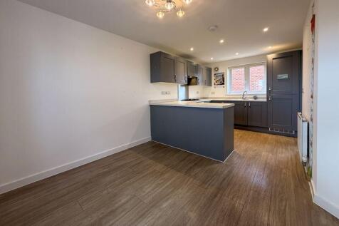 Kitchen/ dining room