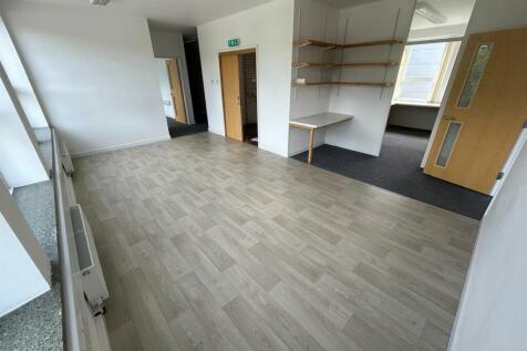 Entrance office 3.jpg